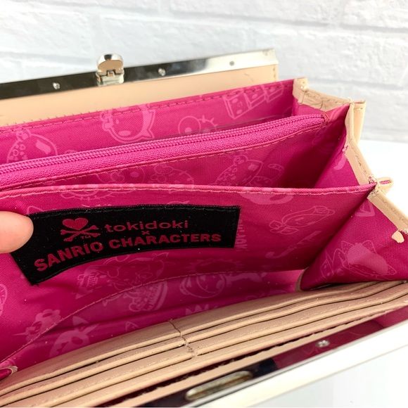 Tokidoki X Sanrio Clutch Limited Edition Wallet Rare! - Picture 15 of 16